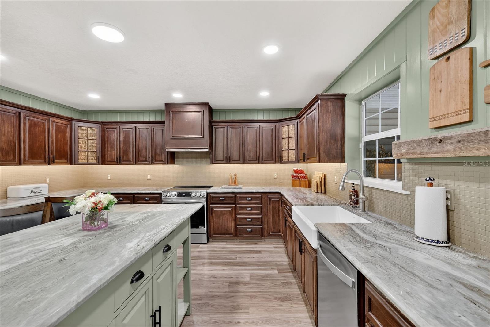 Image 13 of 60 For 4564 County Road 103g