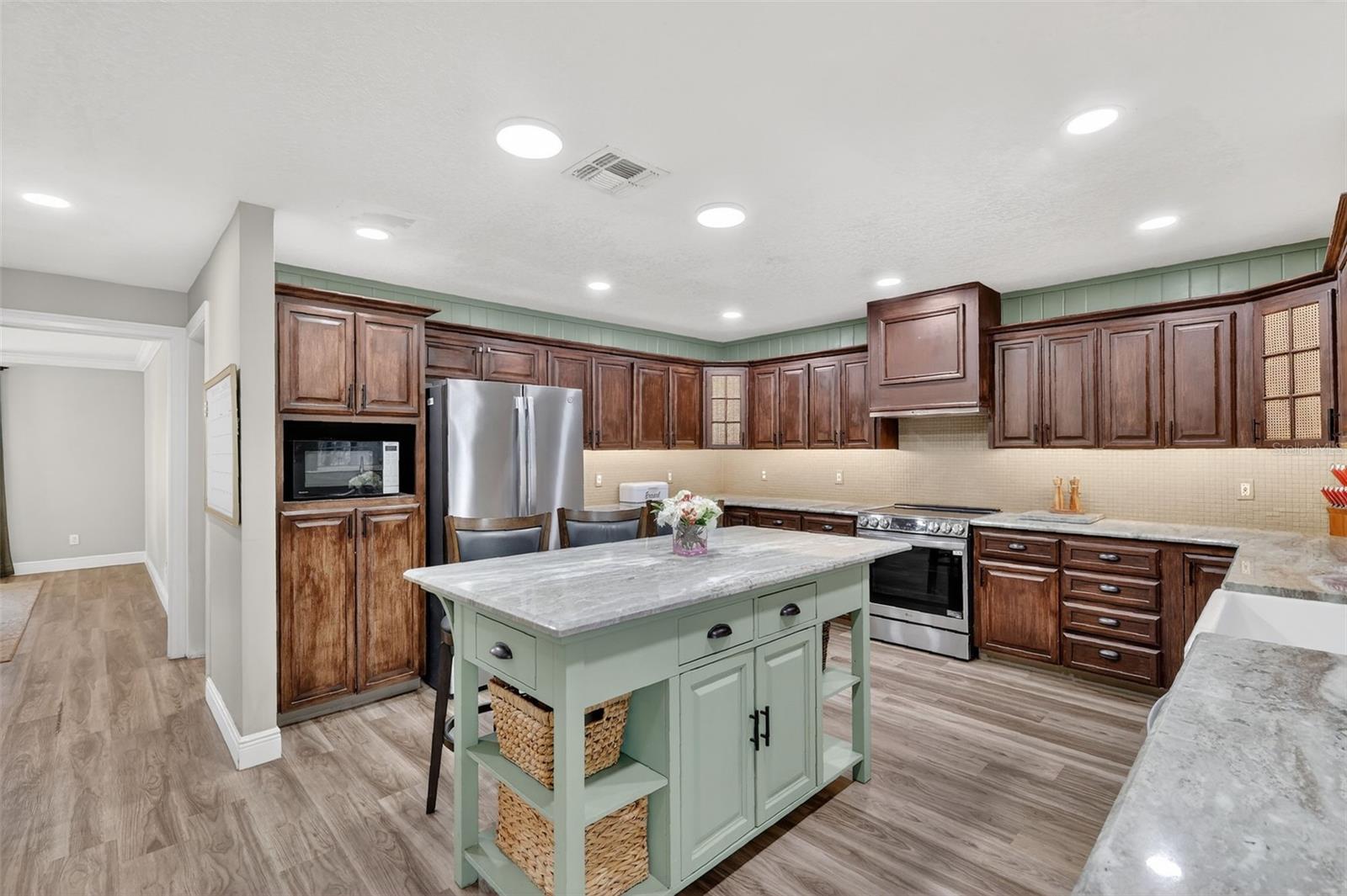 Image 14 of 60 For 4564 County Road 103g