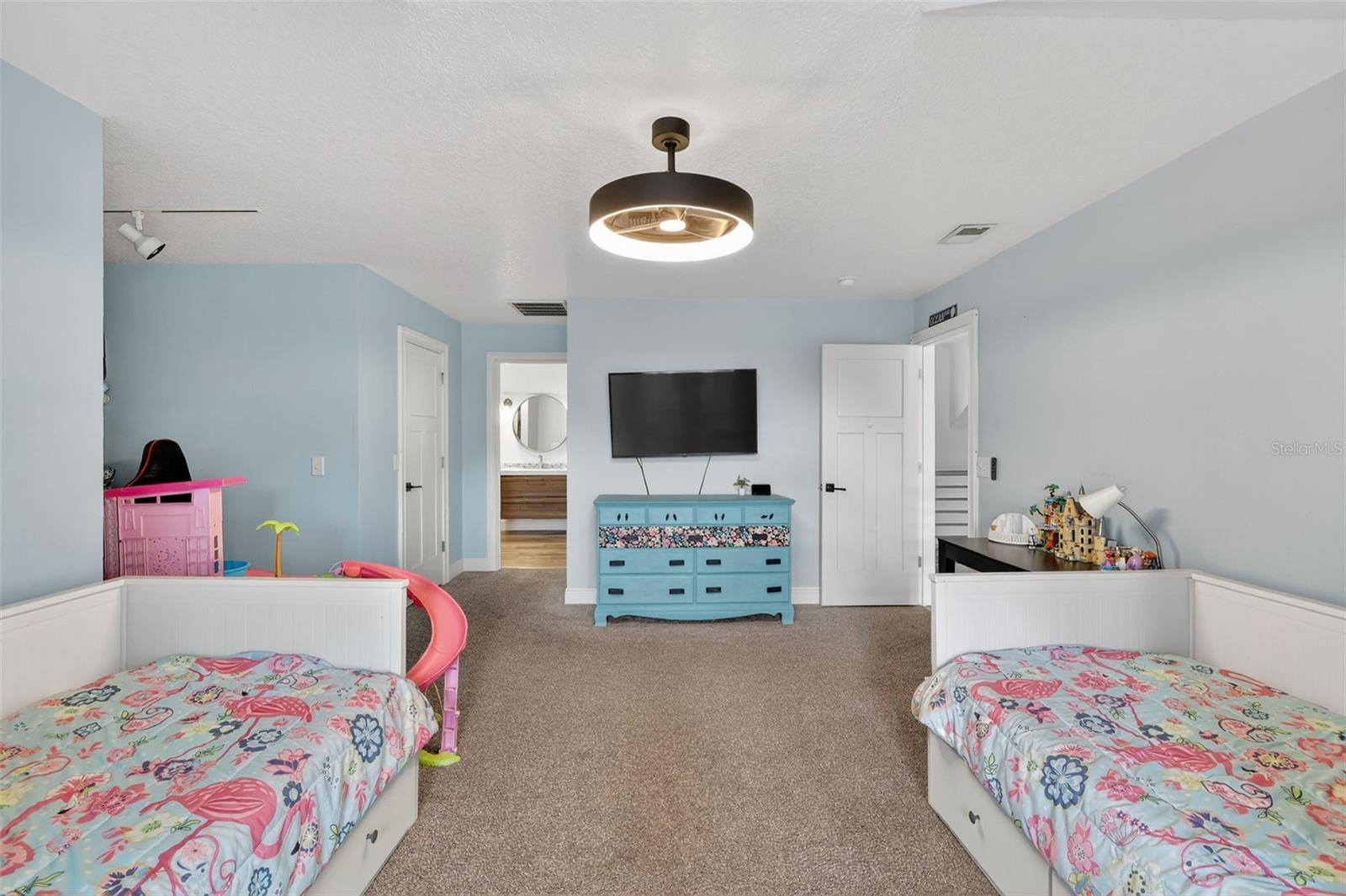 Image 33 of 60 For 4564 County Road 103g