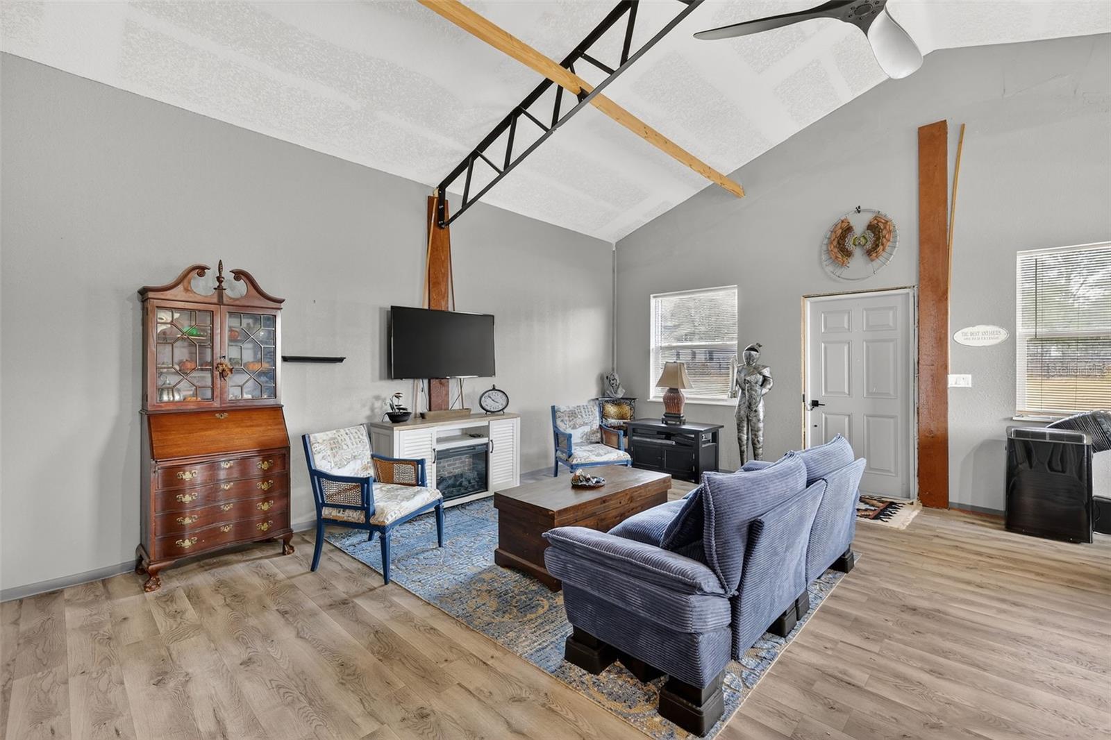 Image 37 of 60 For 4564 County Road 103g