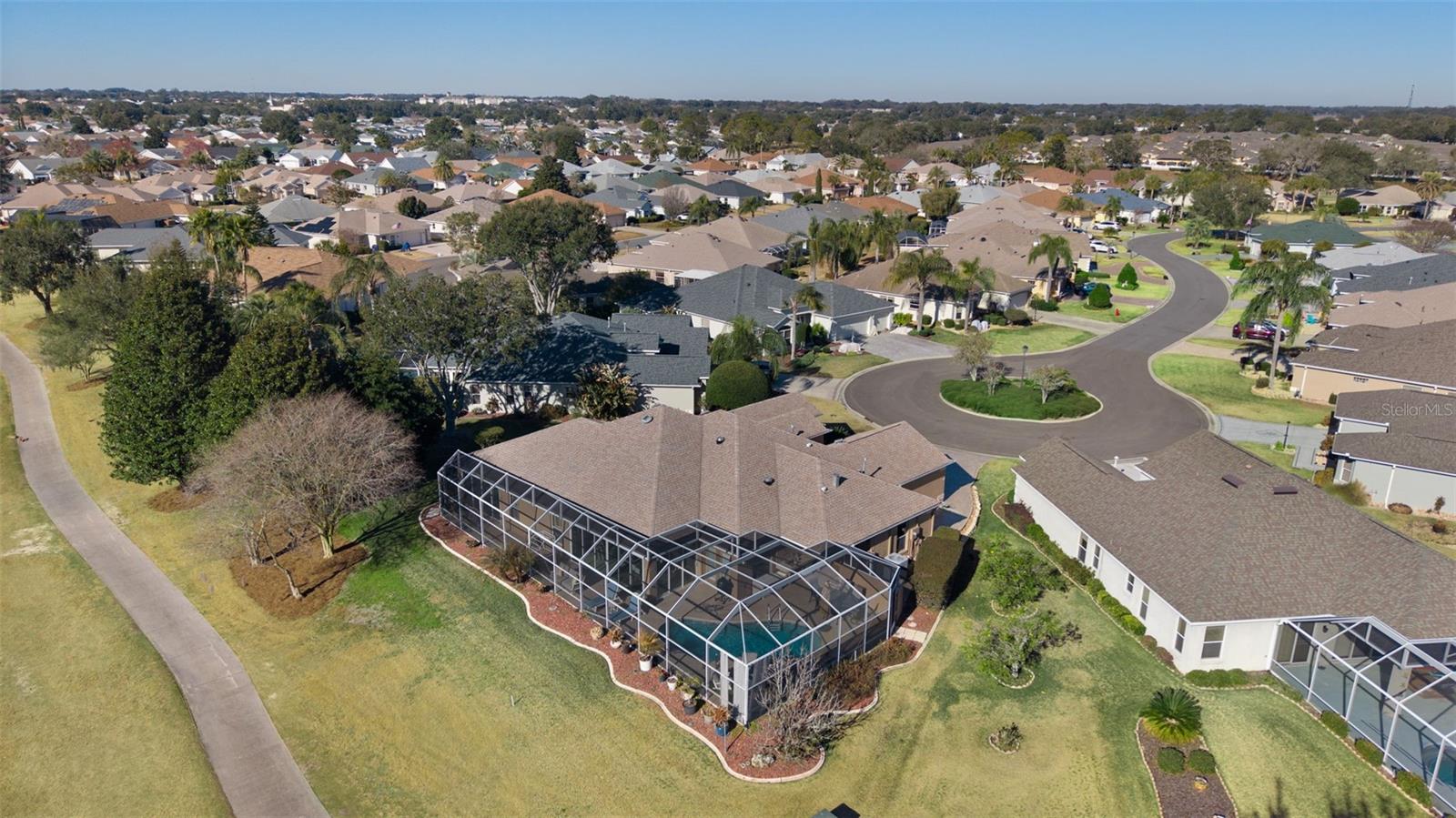 Image 63 of 64 For 737 Dowding Way