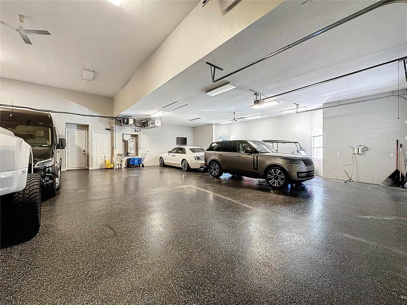 Image 90 of 92 For 12145 Cypress Landing Avenue