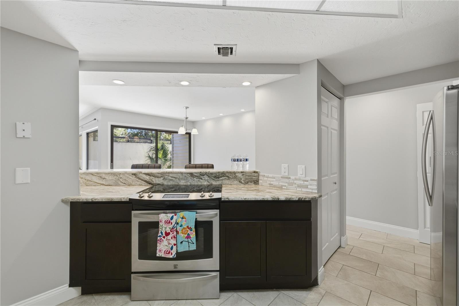 Image 13 of 35 For 1602 38th Terrace 1602