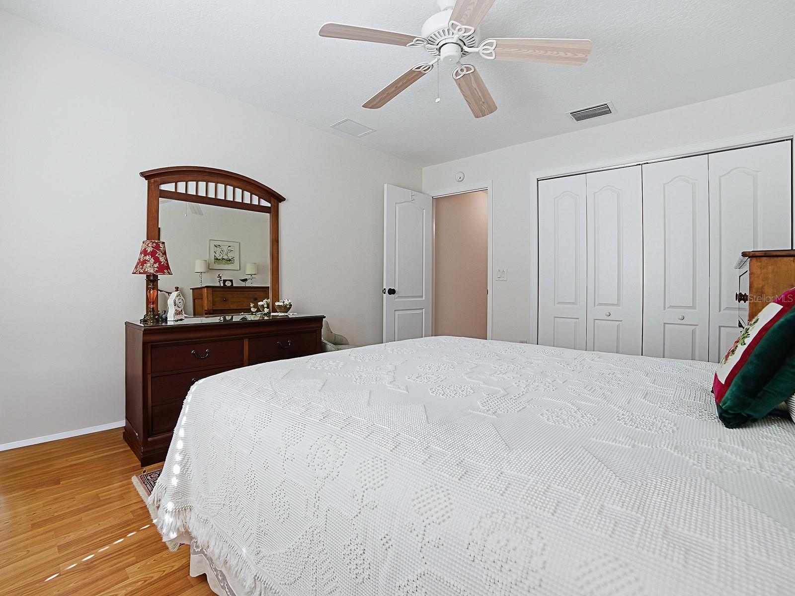 Image 12 of 30 For 17014 76th Creekside Circle