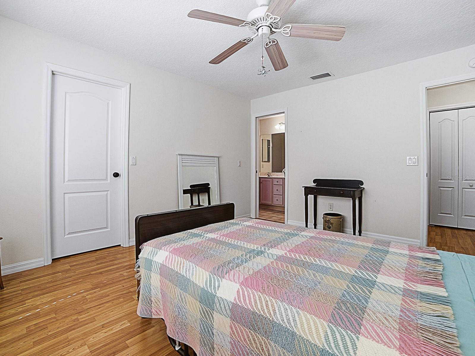 Image 14 of 30 For 17014 76th Creekside Circle