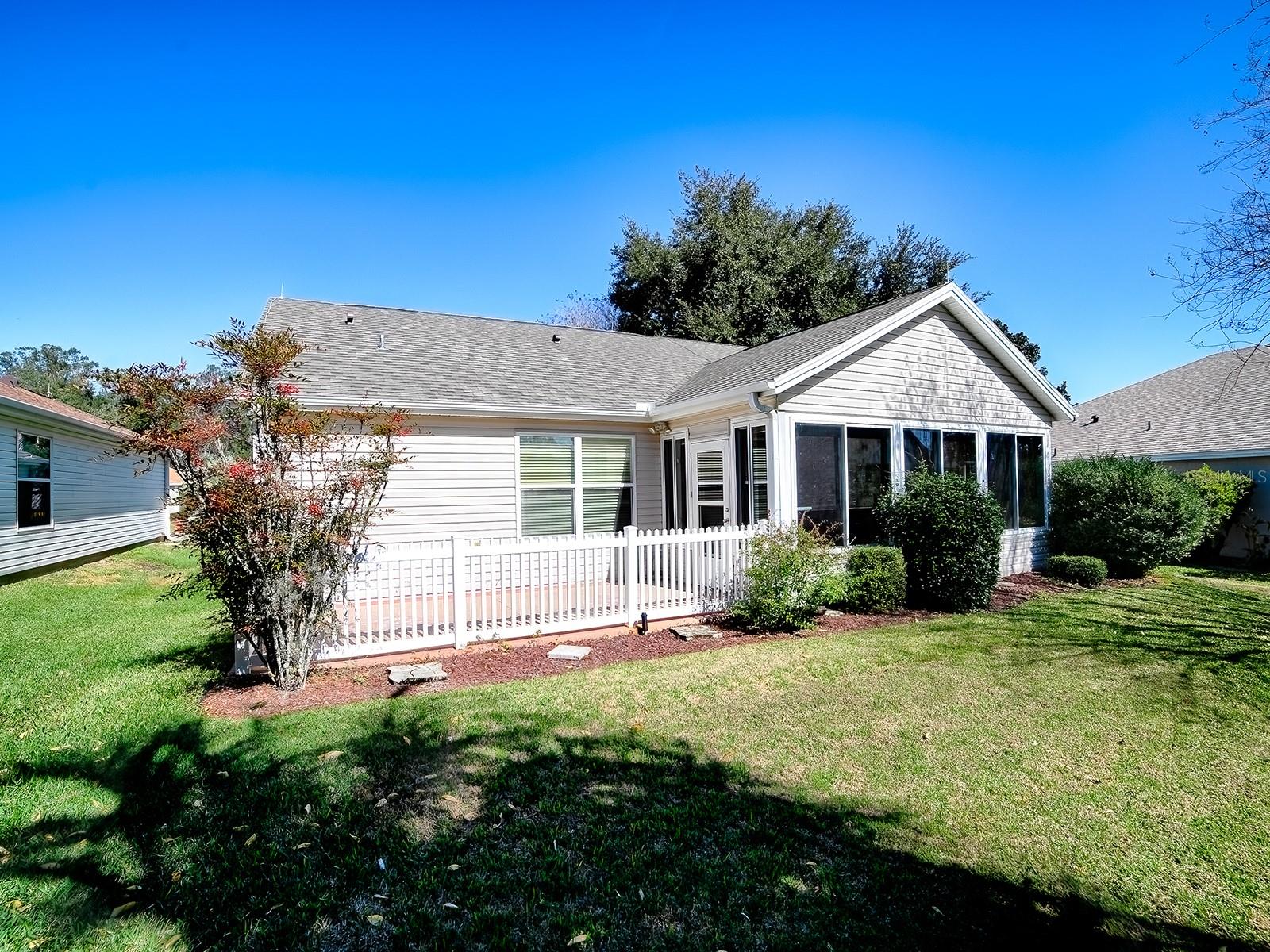 Image 23 of 30 For 17014 76th Creekside Circle