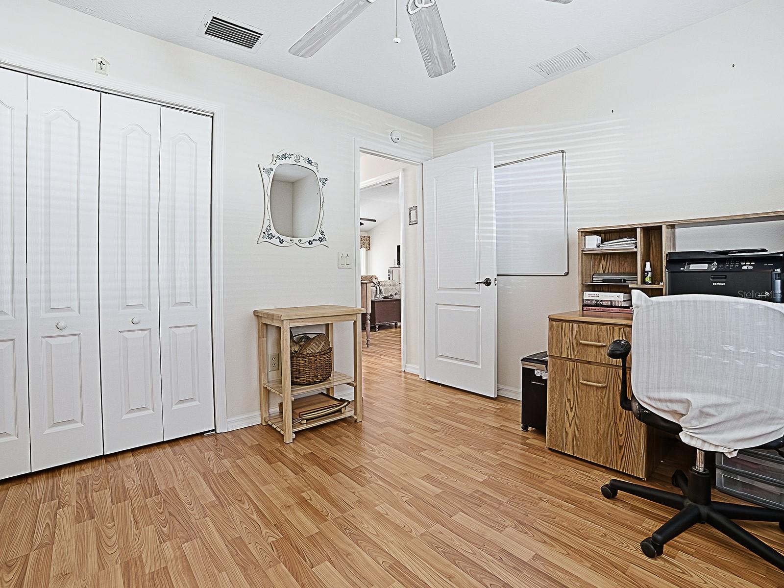 Image 9 of 30 For 17014 76th Creekside Circle