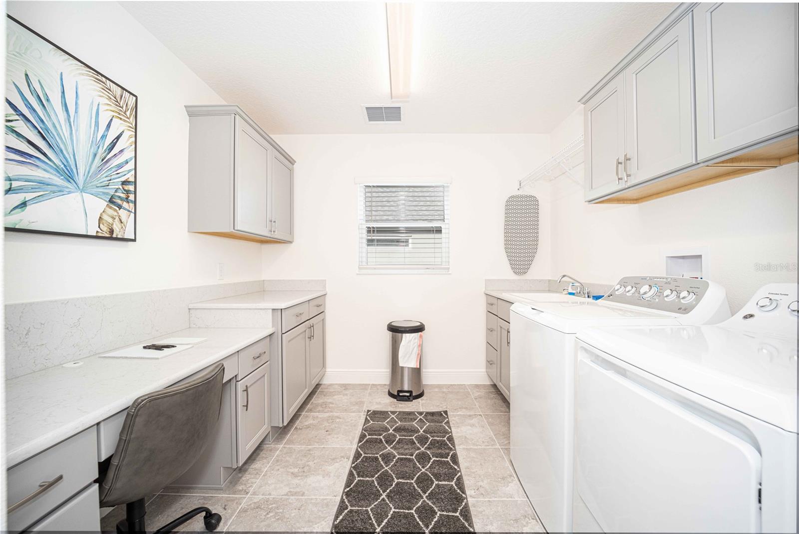 Image 20 of 29 For 6031 Conley Court