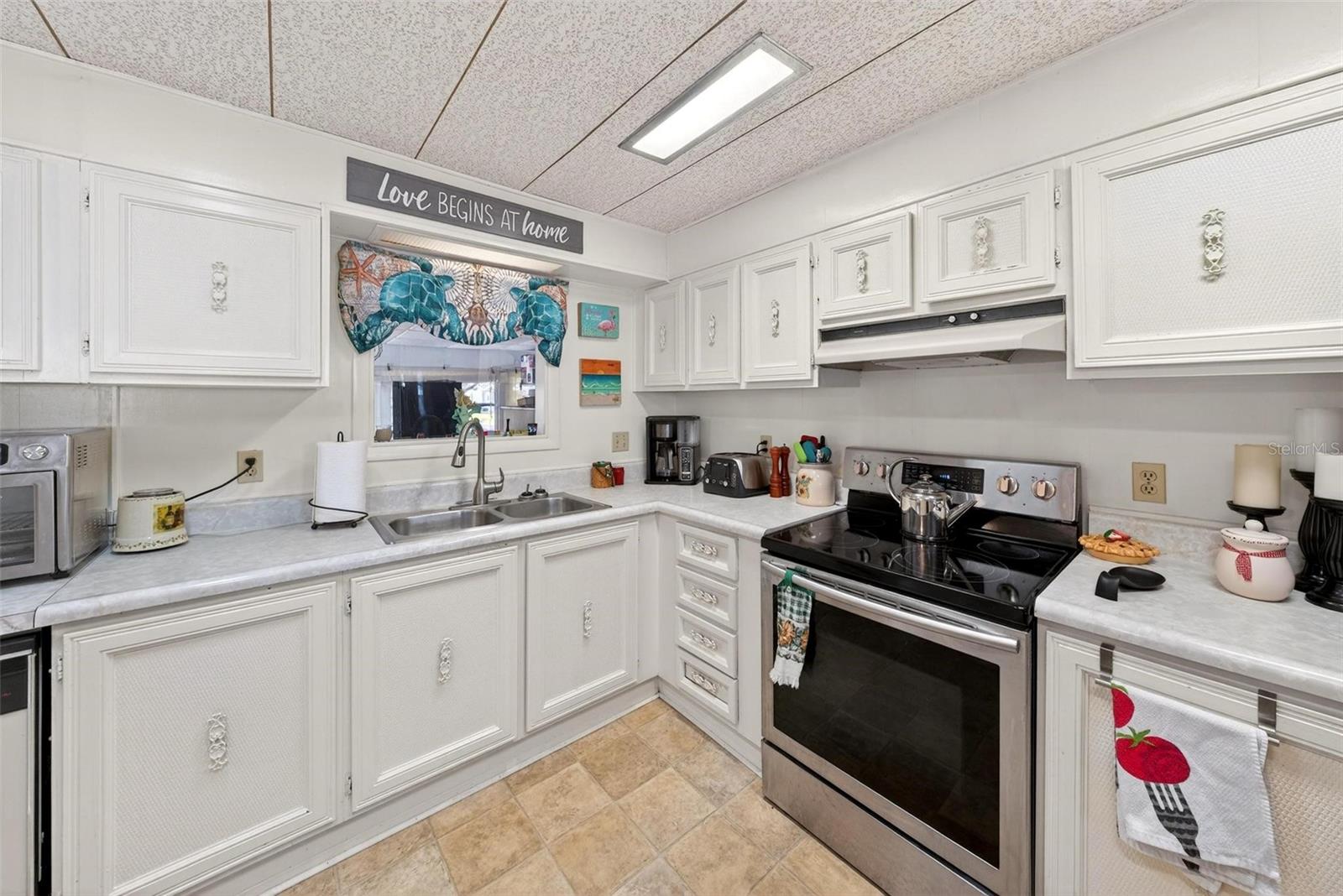 Image 12 of 67 For 1018 Southland Drive