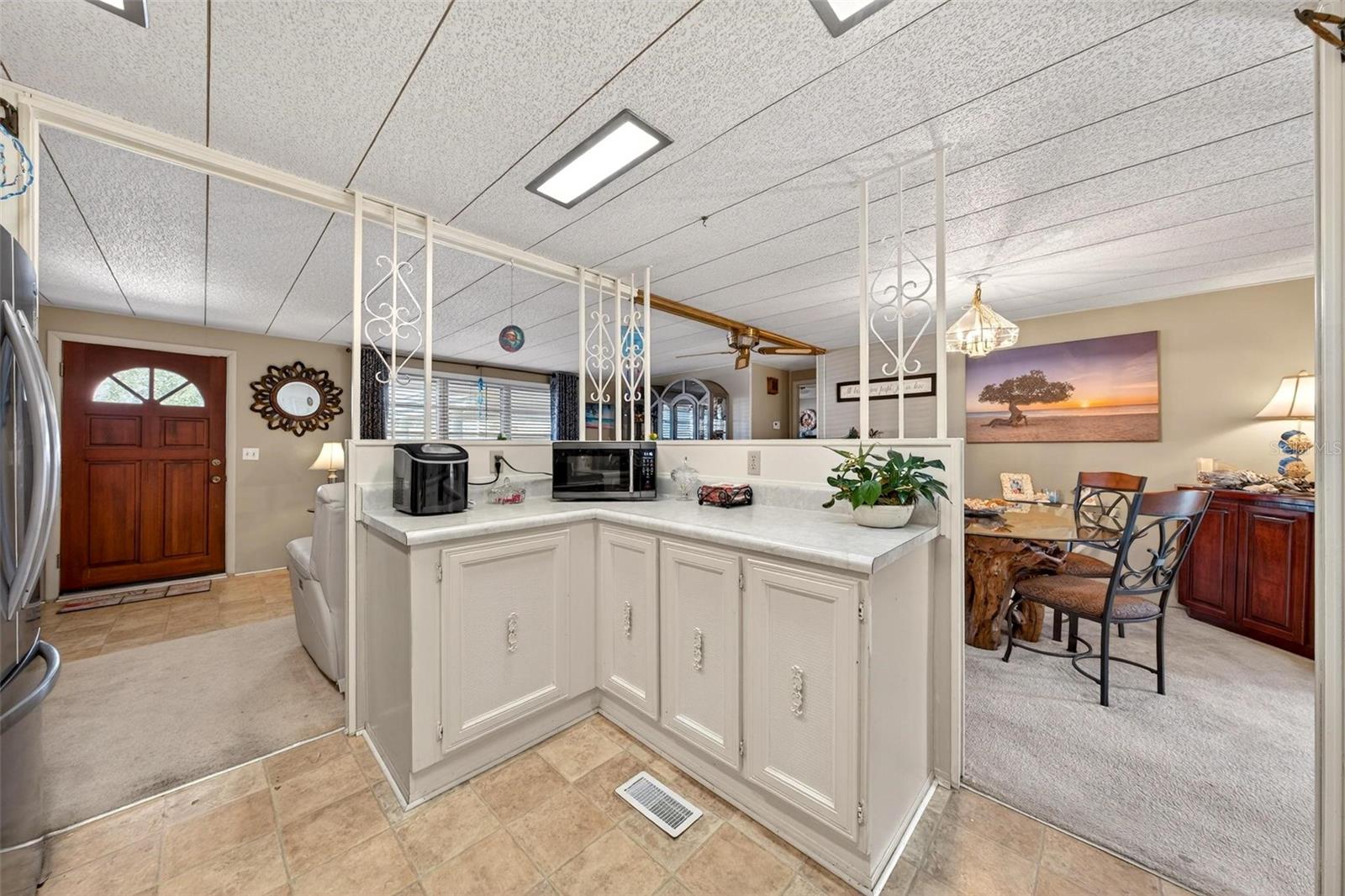 Image 14 of 67 For 1018 Southland Drive