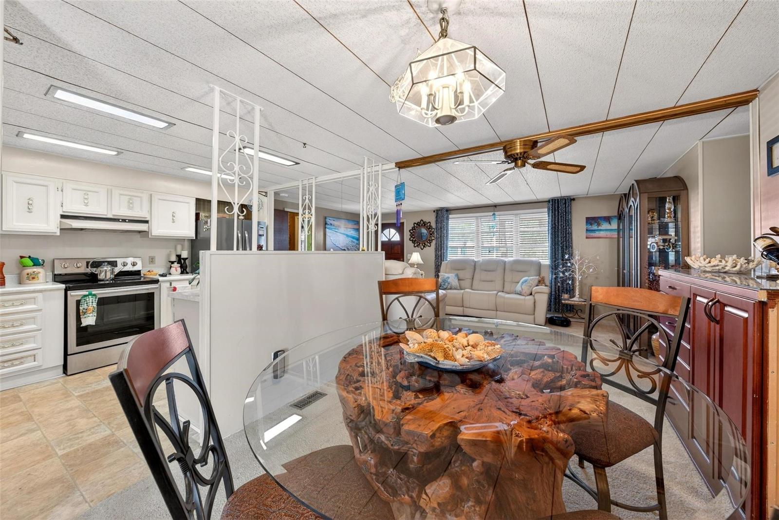 Image 19 of 67 For 1018 Southland Drive