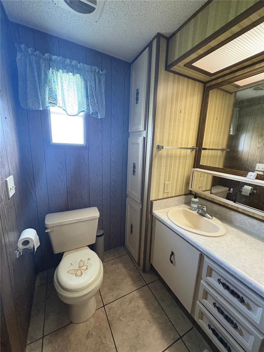 Image 40 of 67 For 1018 Southland Drive