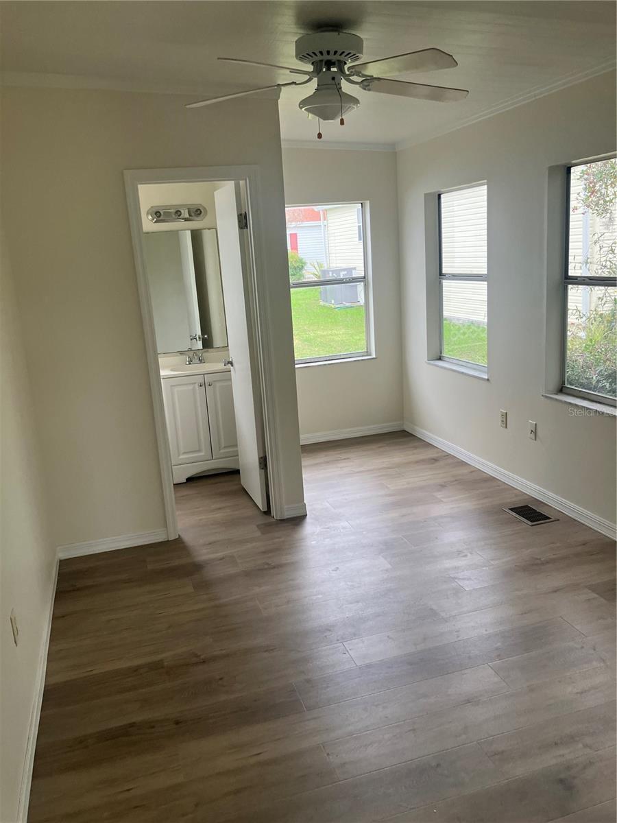 Image 12 of 20 For 5191 Liberty Court