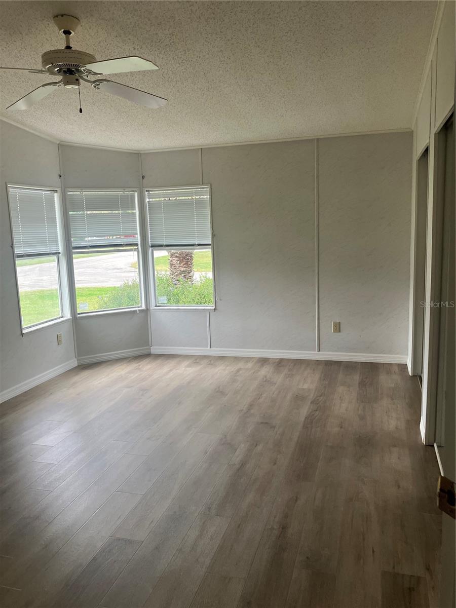 Image 13 of 20 For 5191 Liberty Court