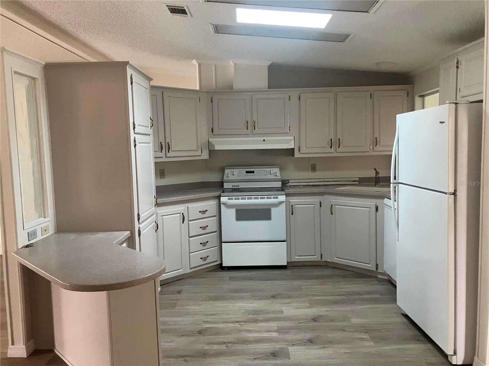 Image 4 of 20 For 5191 Liberty Court