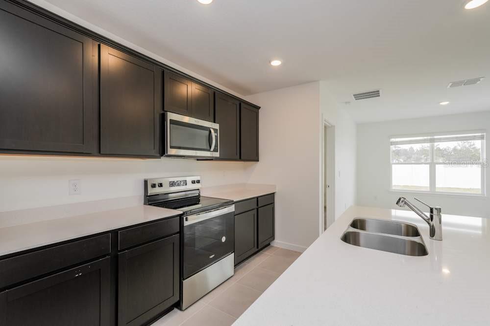 Image 3 of 6 For 3706 Benham Rise Road