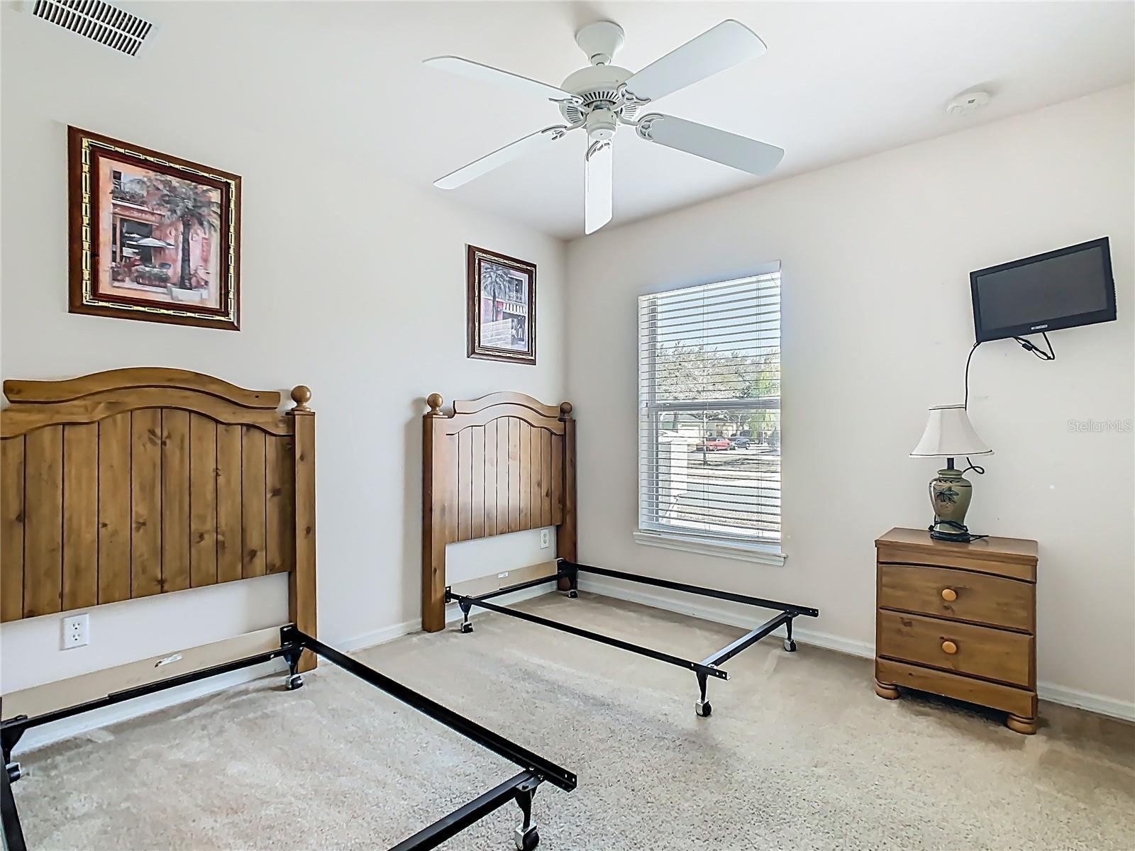 Image 18 of 27 For 1958 Royal Ridge Drive