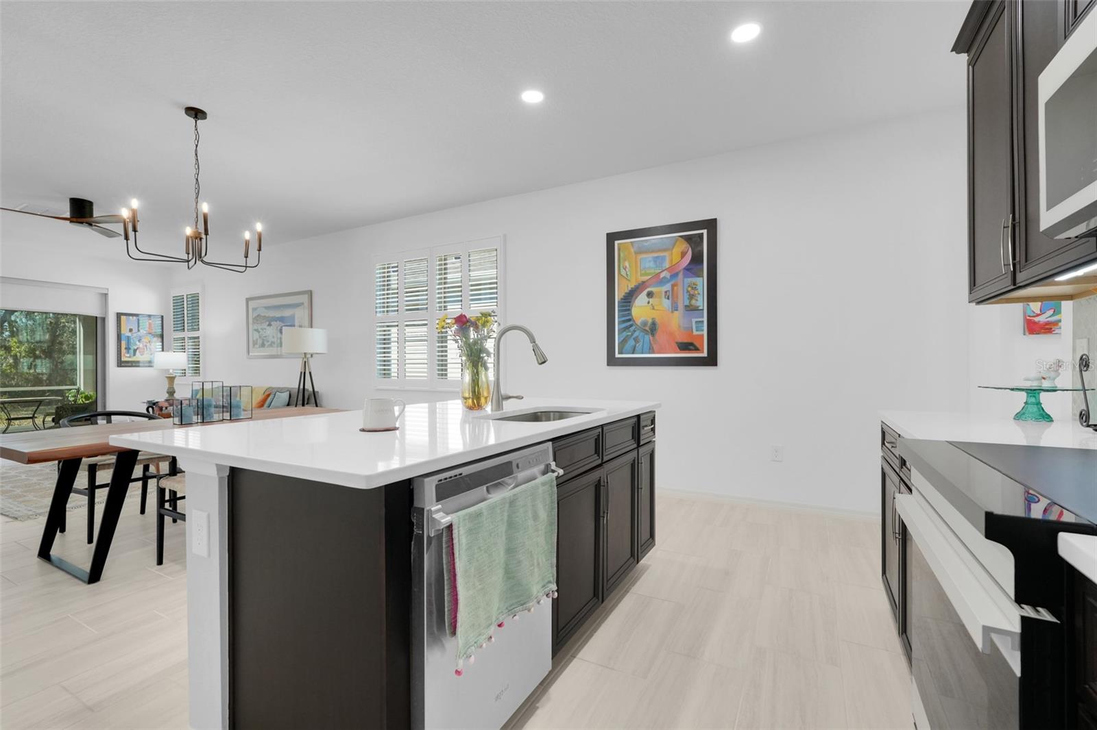 Image 16 of 40 For 17421 Blazing Star Circle