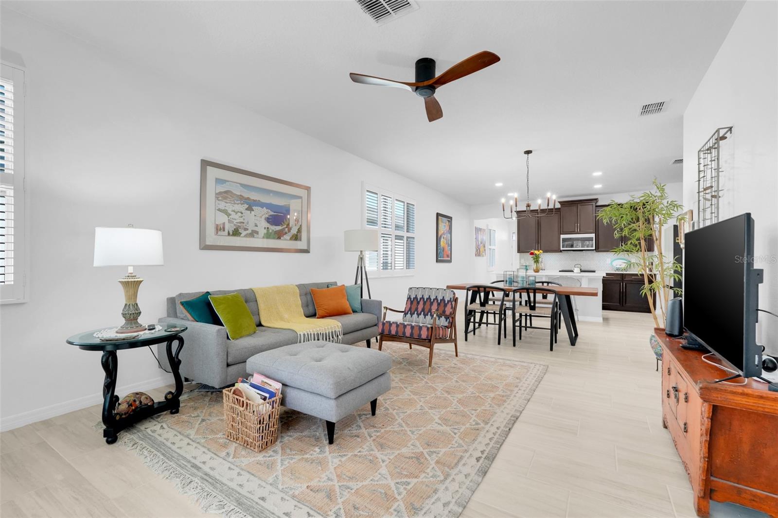 Image 20 of 40 For 17421 Blazing Star Circle