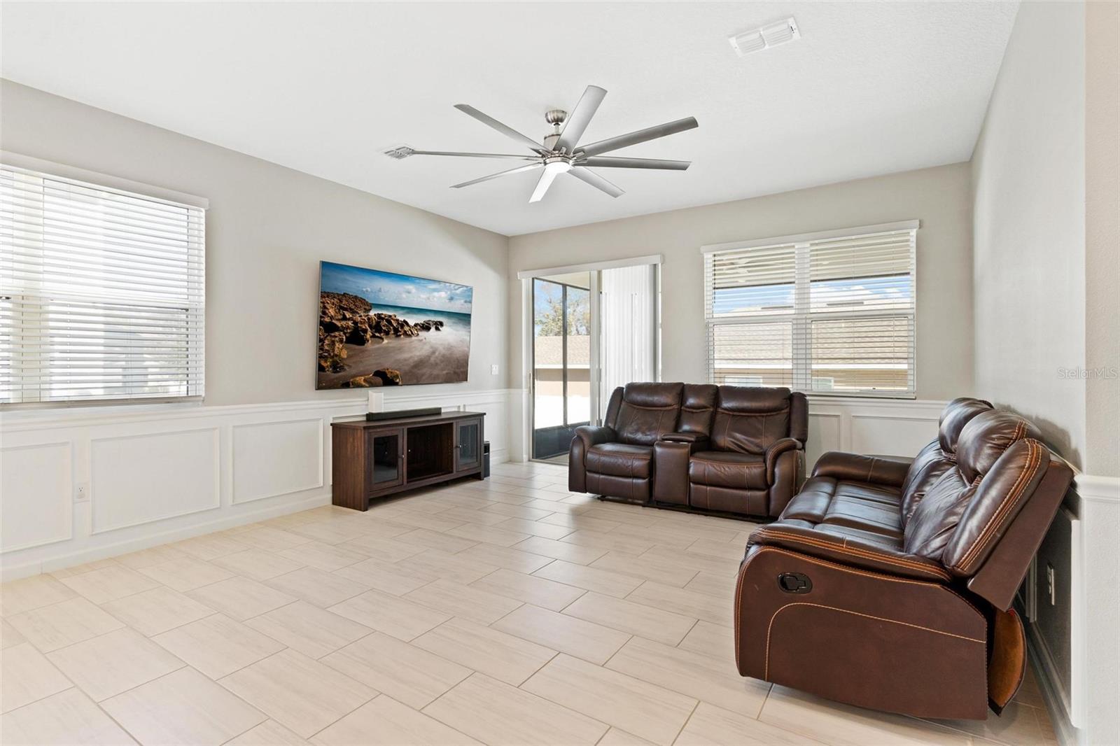 Image 11 of 48 For 31788 Broadwater Avenue