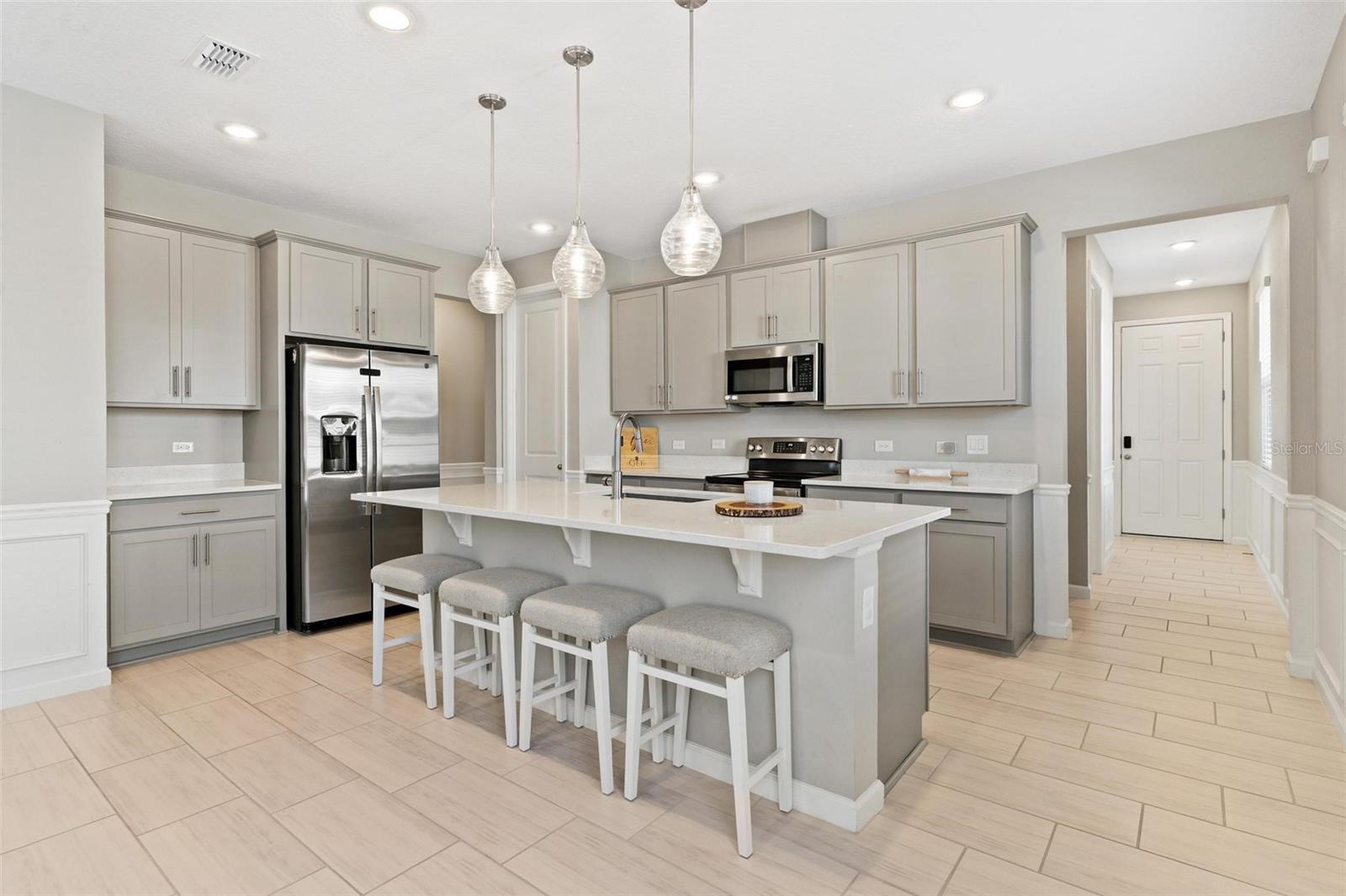 Image 2 of 48 For 31788 Broadwater Avenue