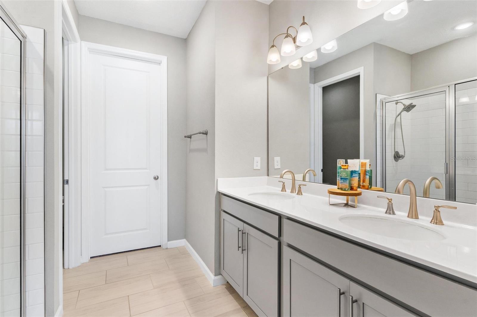 Image 20 of 48 For 31788 Broadwater Avenue