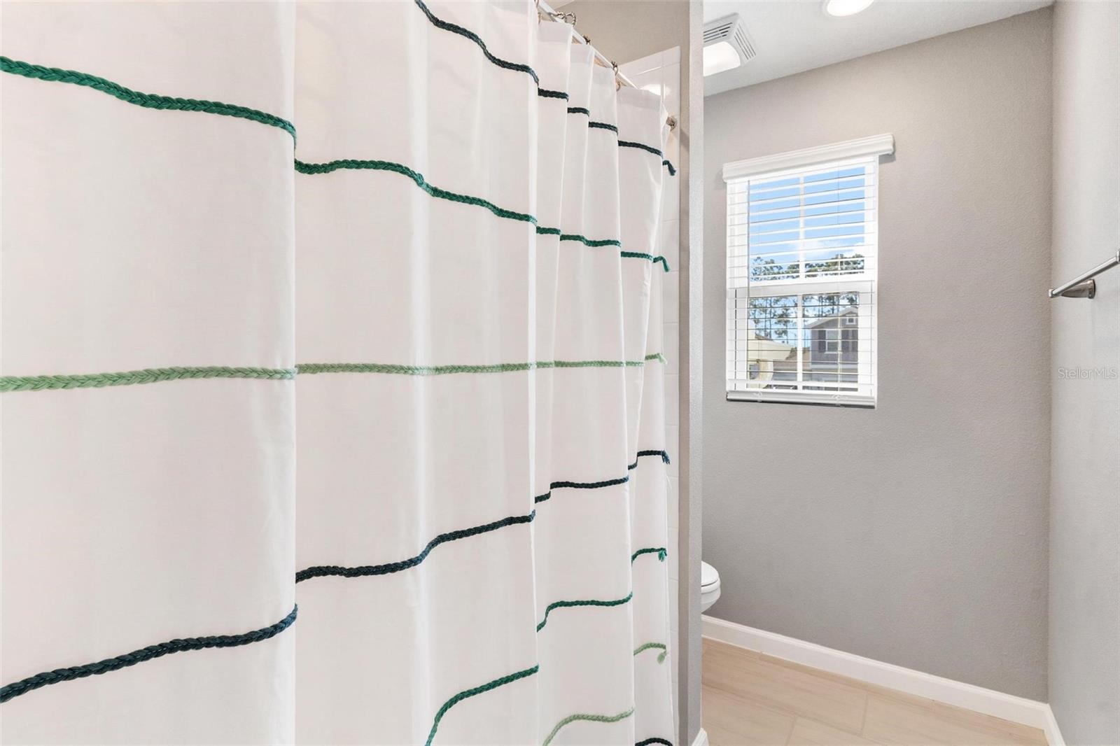 Image 28 of 48 For 31788 Broadwater Avenue