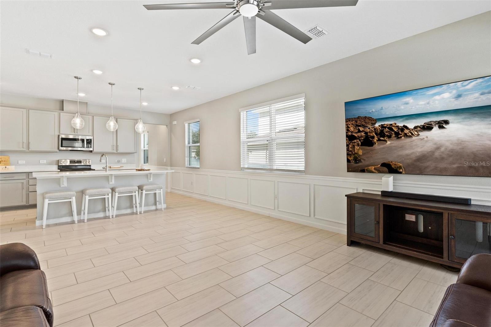 Image 3 of 48 For 31788 Broadwater Avenue