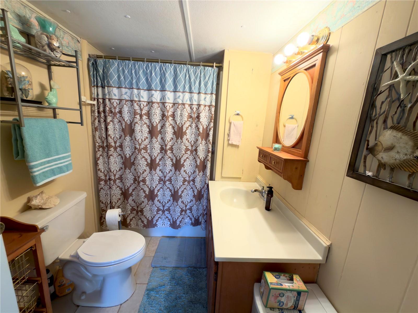 Listing photo id 9 for 12033 Lake Pines Road