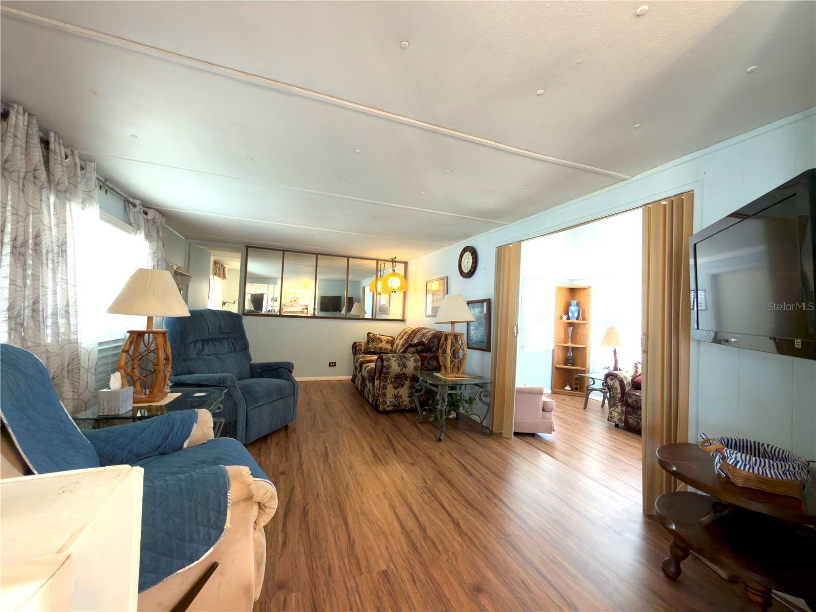 Listing photo id 10 for 12033 Lake Pines Road