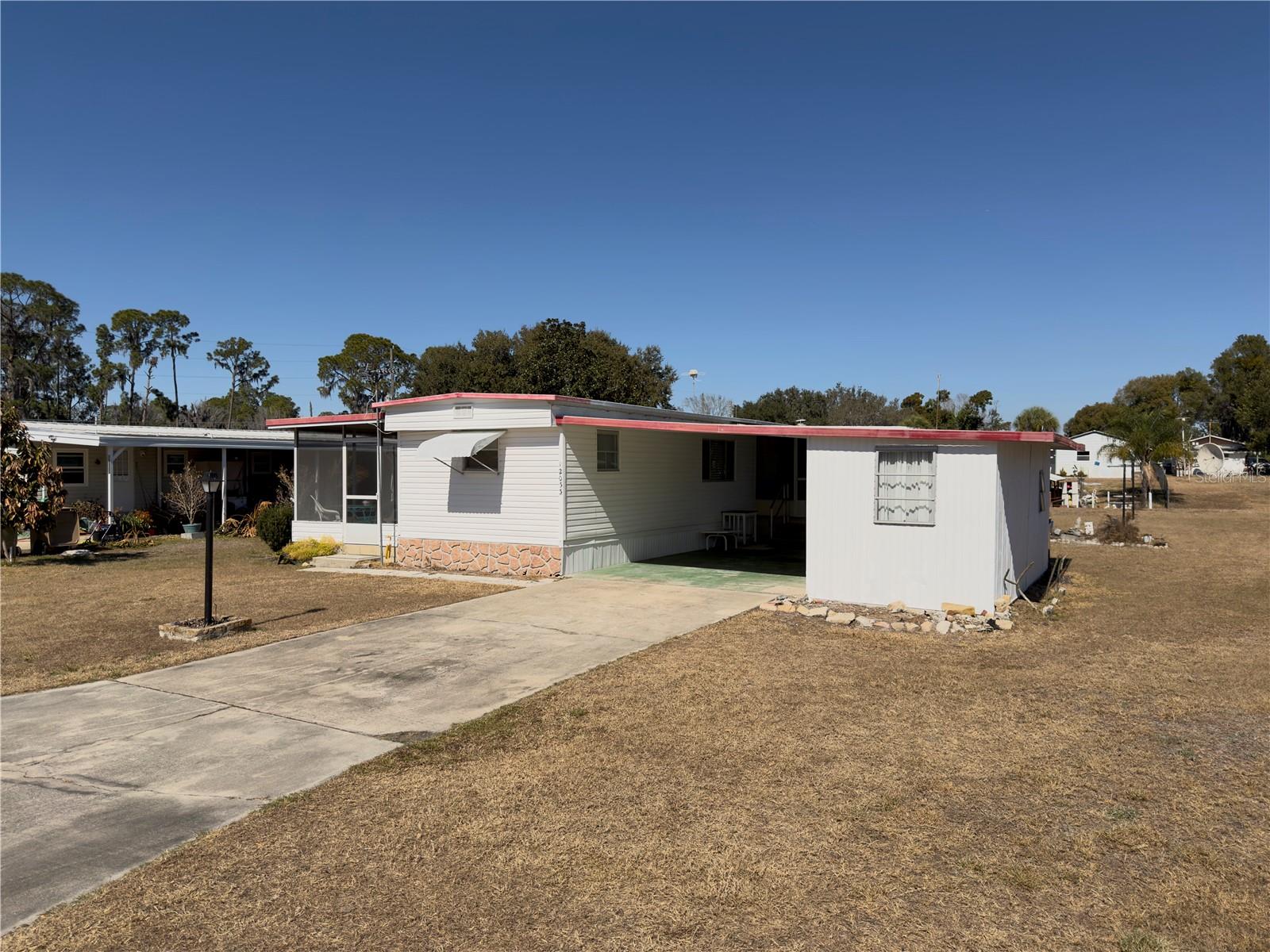 Listing photo id 23 for 12033 Lake Pines Road