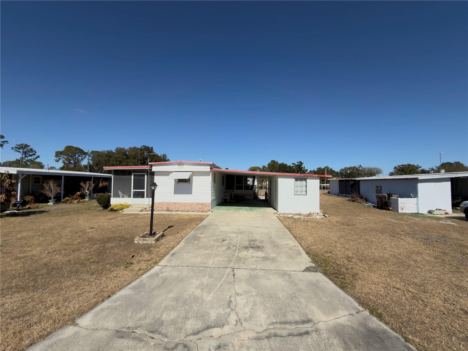 Listing photo id 24 for 12033 Lake Pines Road