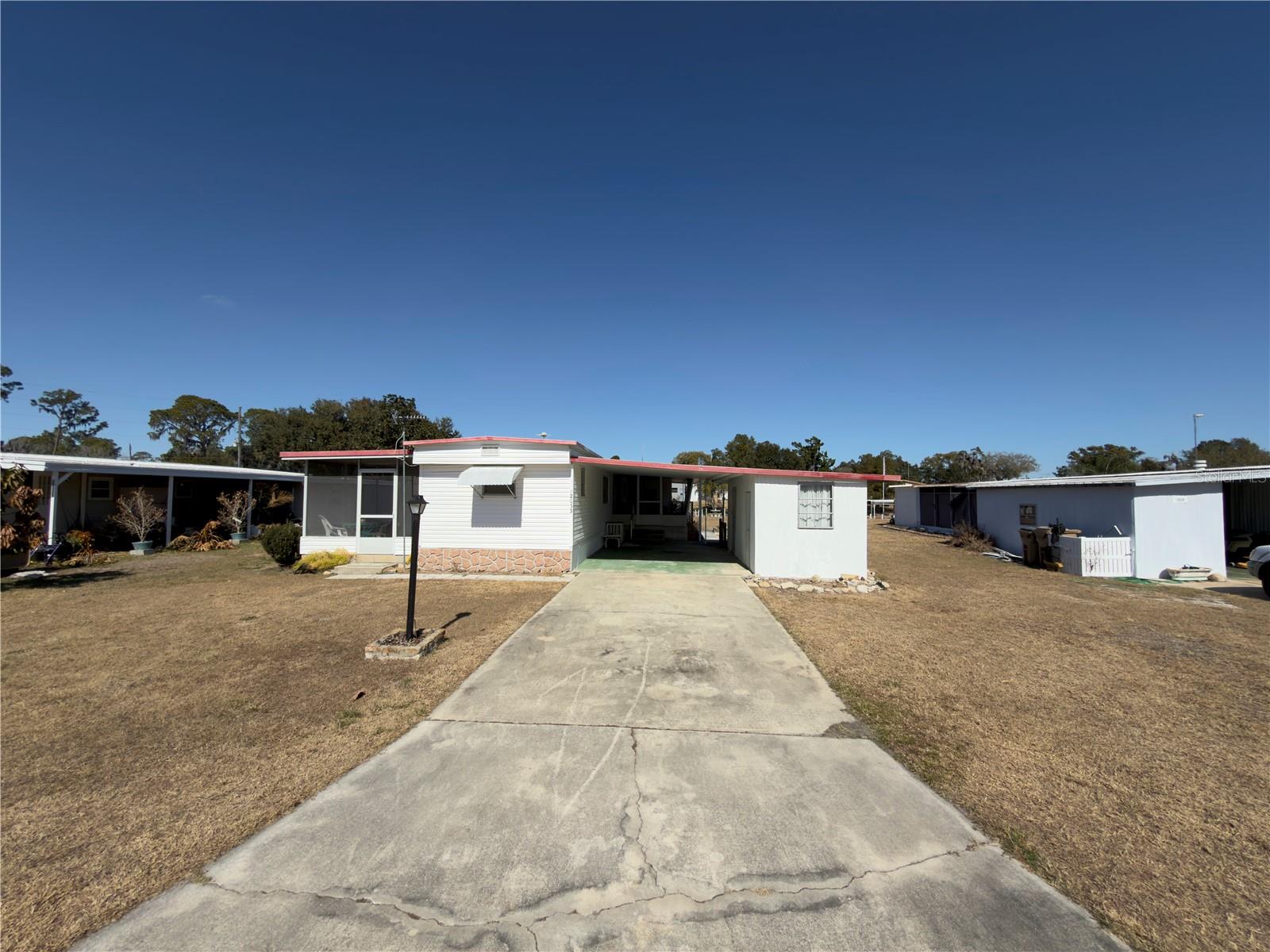 Listing photo id 25 for 12033 Lake Pines Road