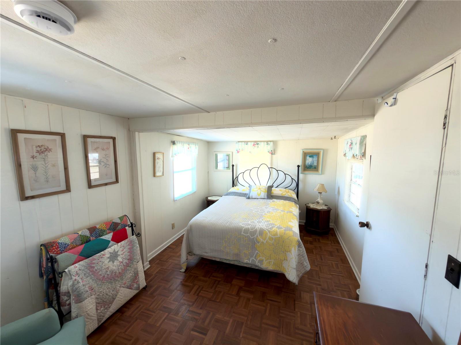 Listing photo id 7 for 12033 Lake Pines Road