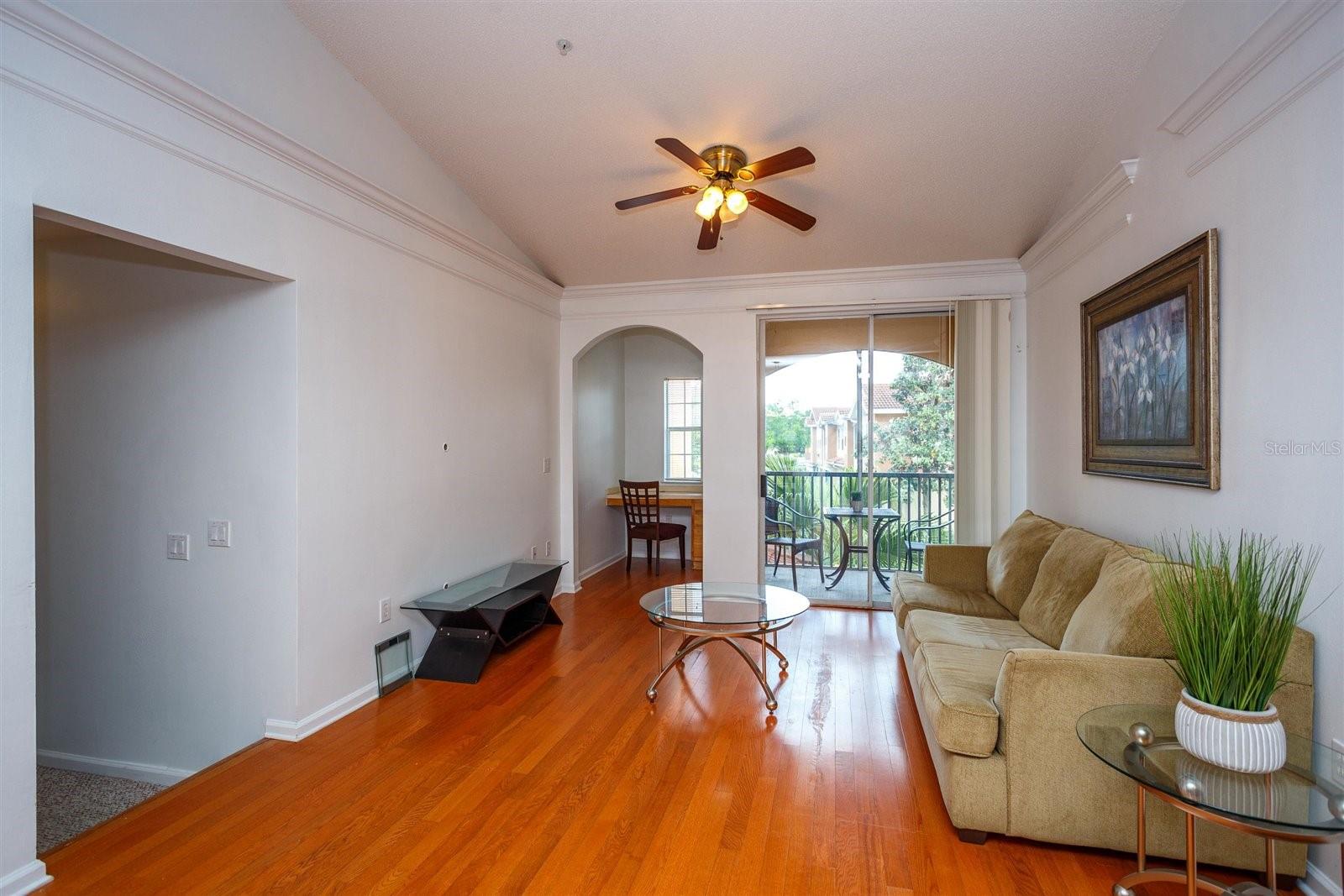 Image 3 of 18 For 12020 Villanova Dr  105