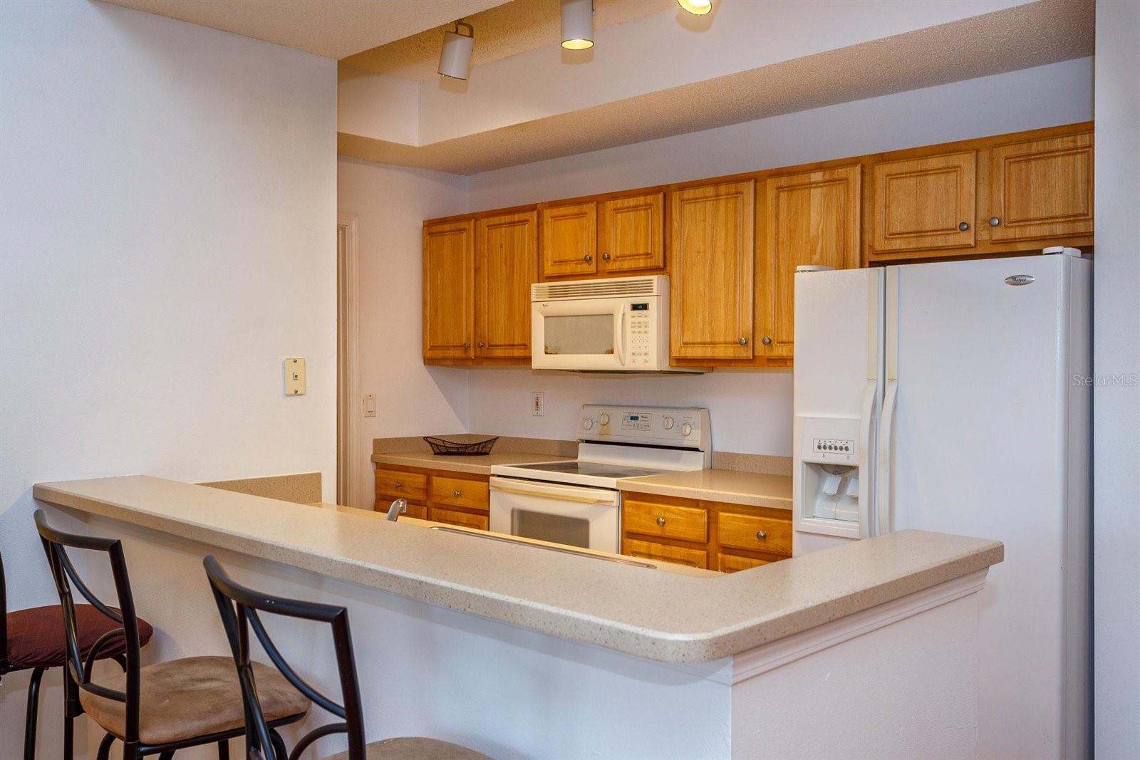 Image 6 of 18 For 12020 Villanova Dr  105