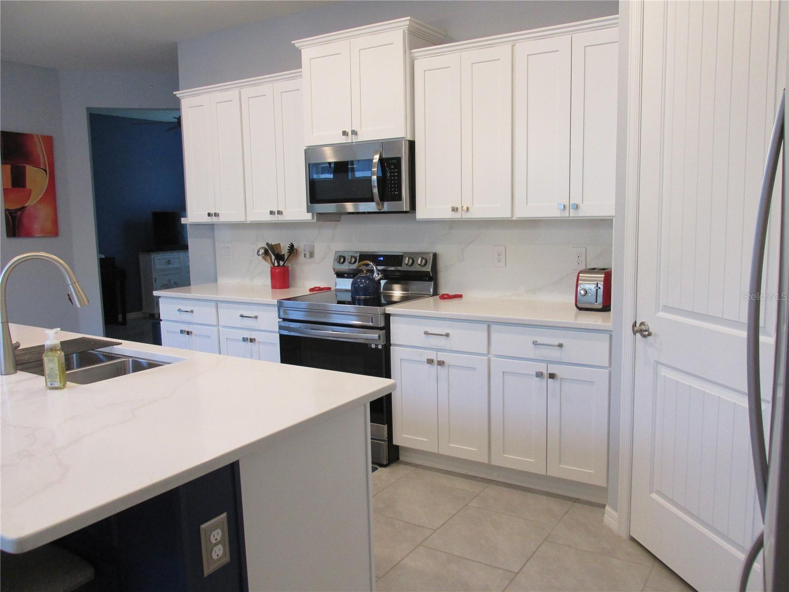 Image 9 of 46 For 17325 Blazing Star Cir