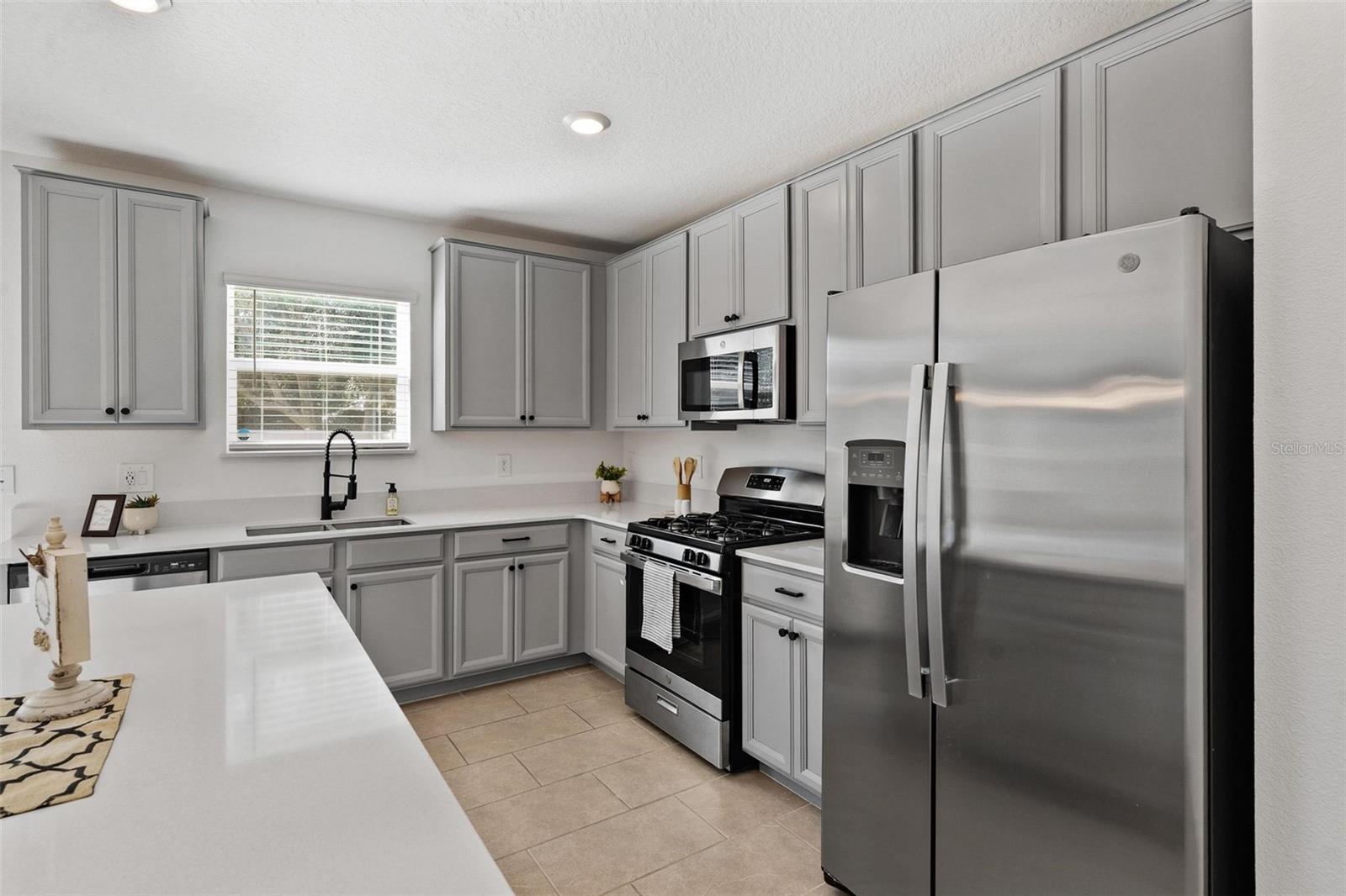 Image 14 of 36 For 5712 Bristleleaf Court