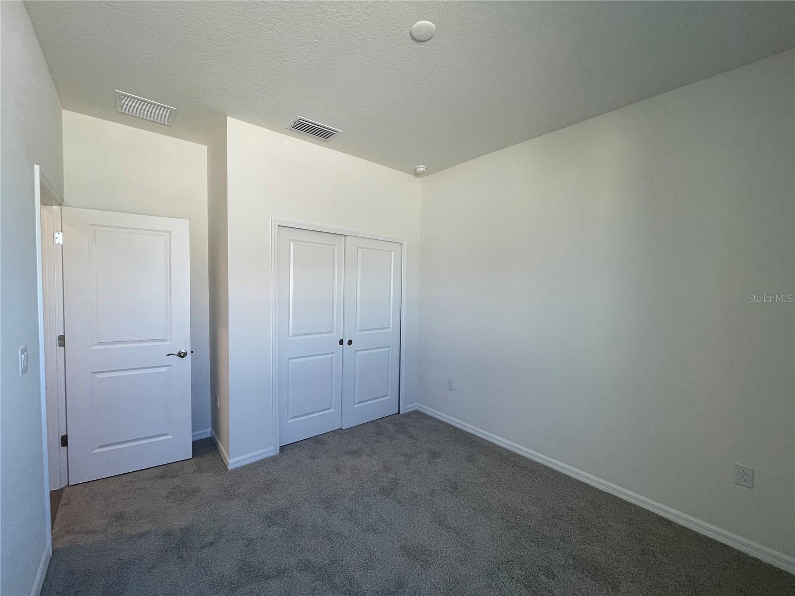 Image 5 of 24 For 17441 Valleywood Parkway