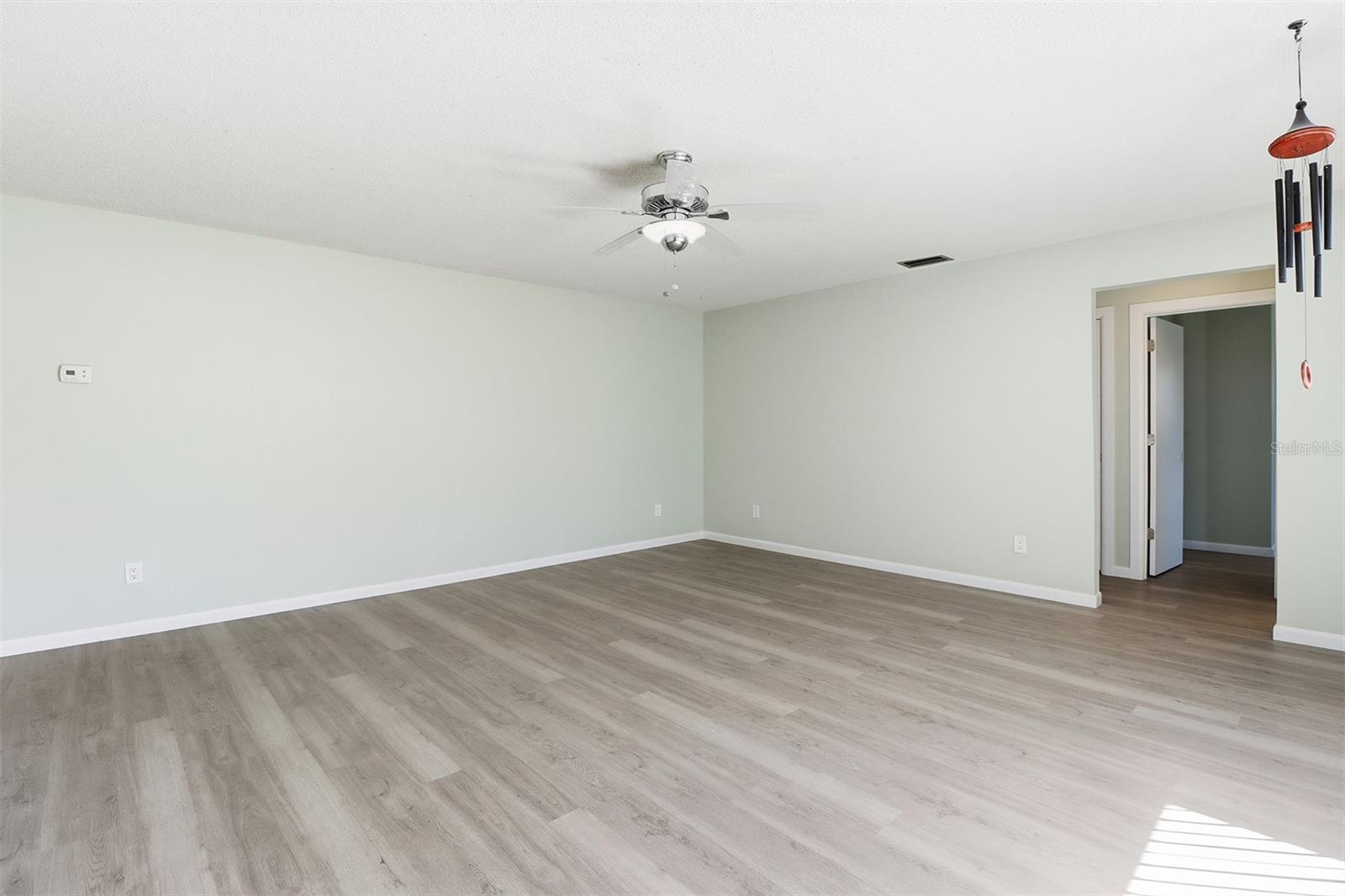 Image 10 of 46 For 9140 Harbor Isle Court