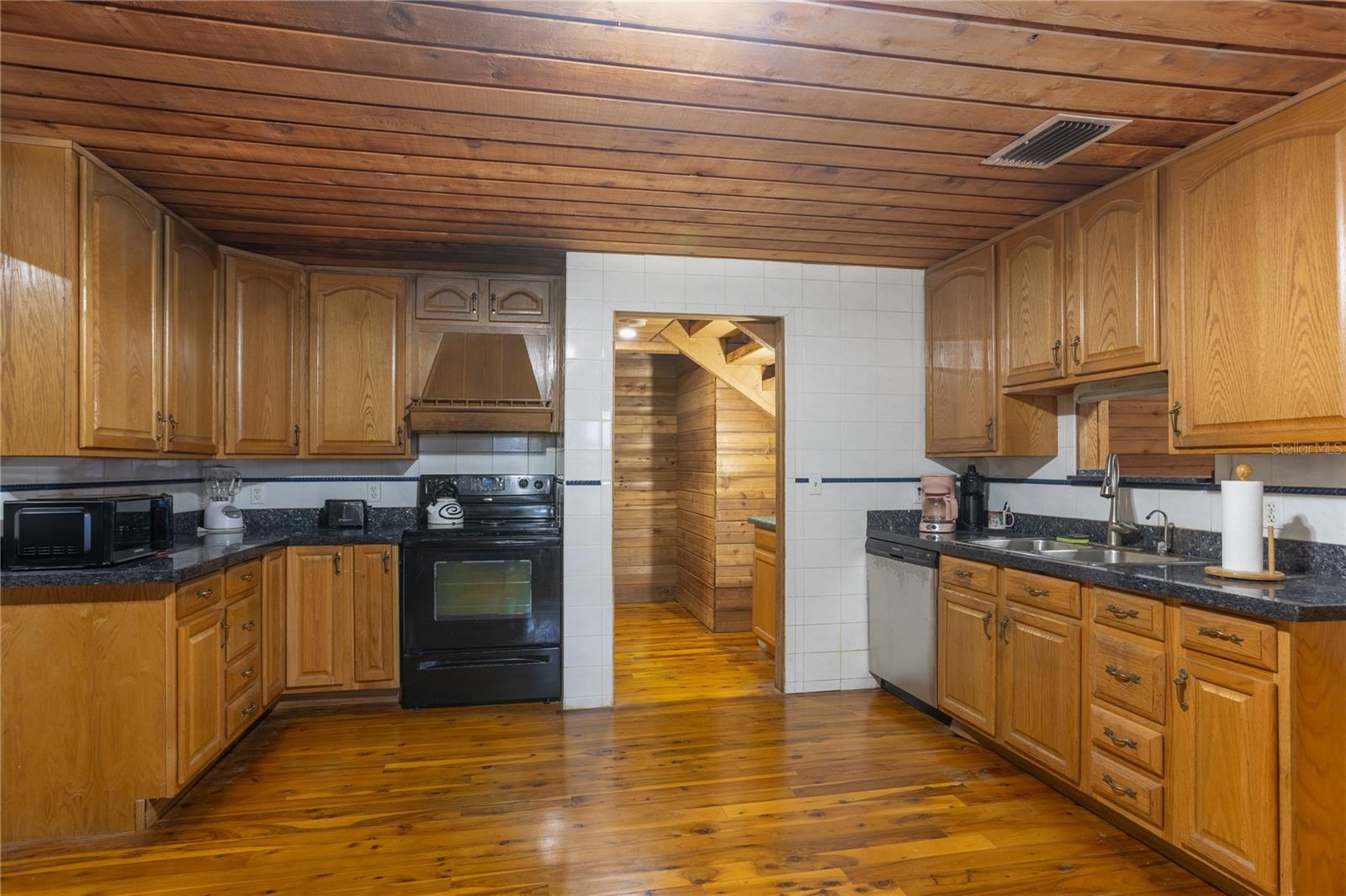 Image 12 of 57 For 6892 Swain Road