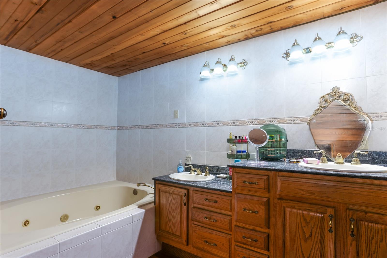 Image 15 of 57 For 6892 Swain Road