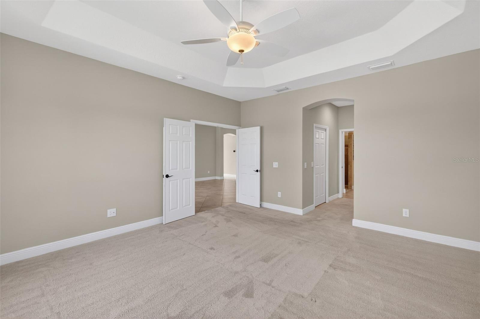 Image 28 of 60 For 3300 Boardroom Trail