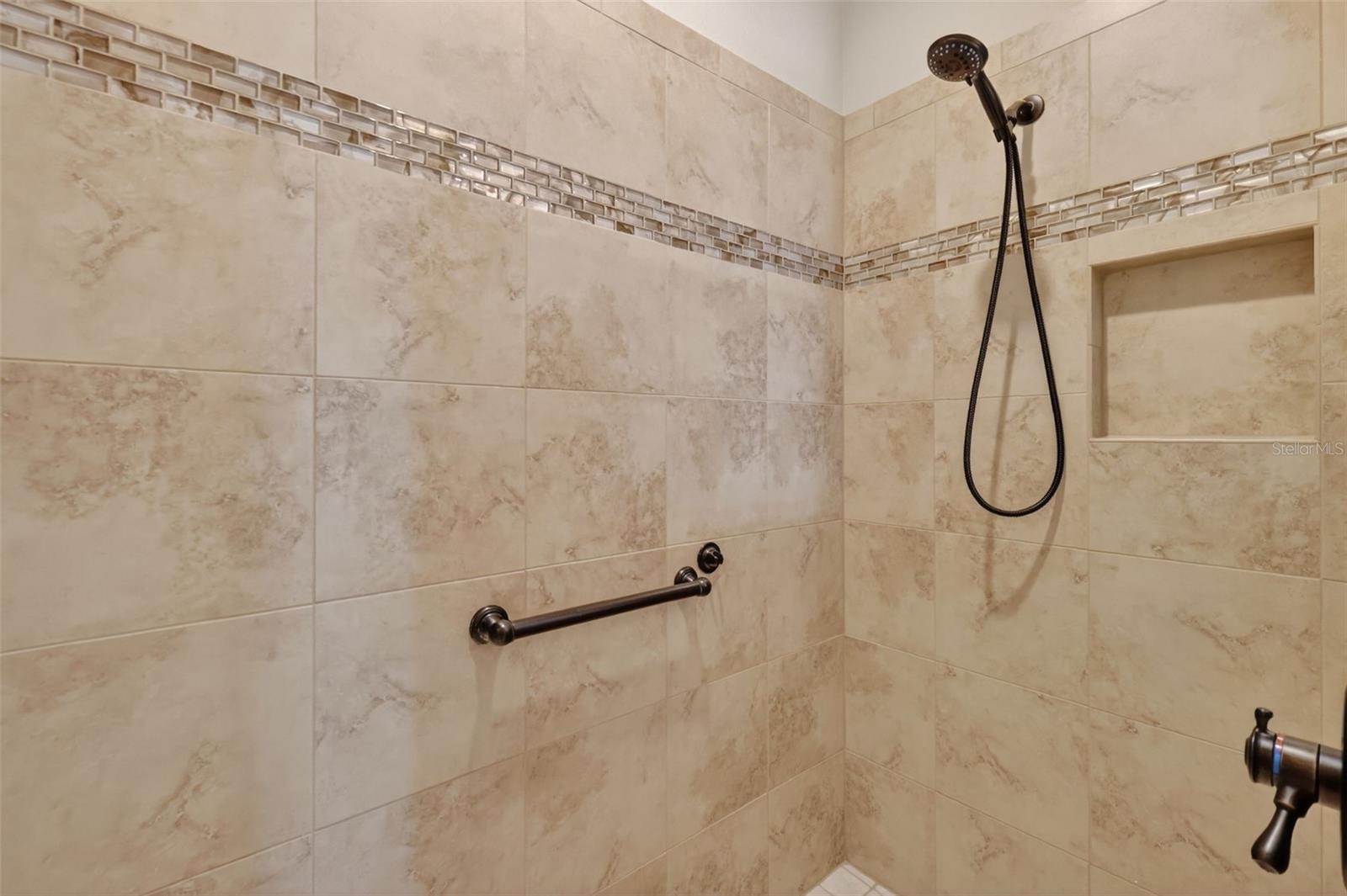 Image 33 of 60 For 3300 Boardroom Trail