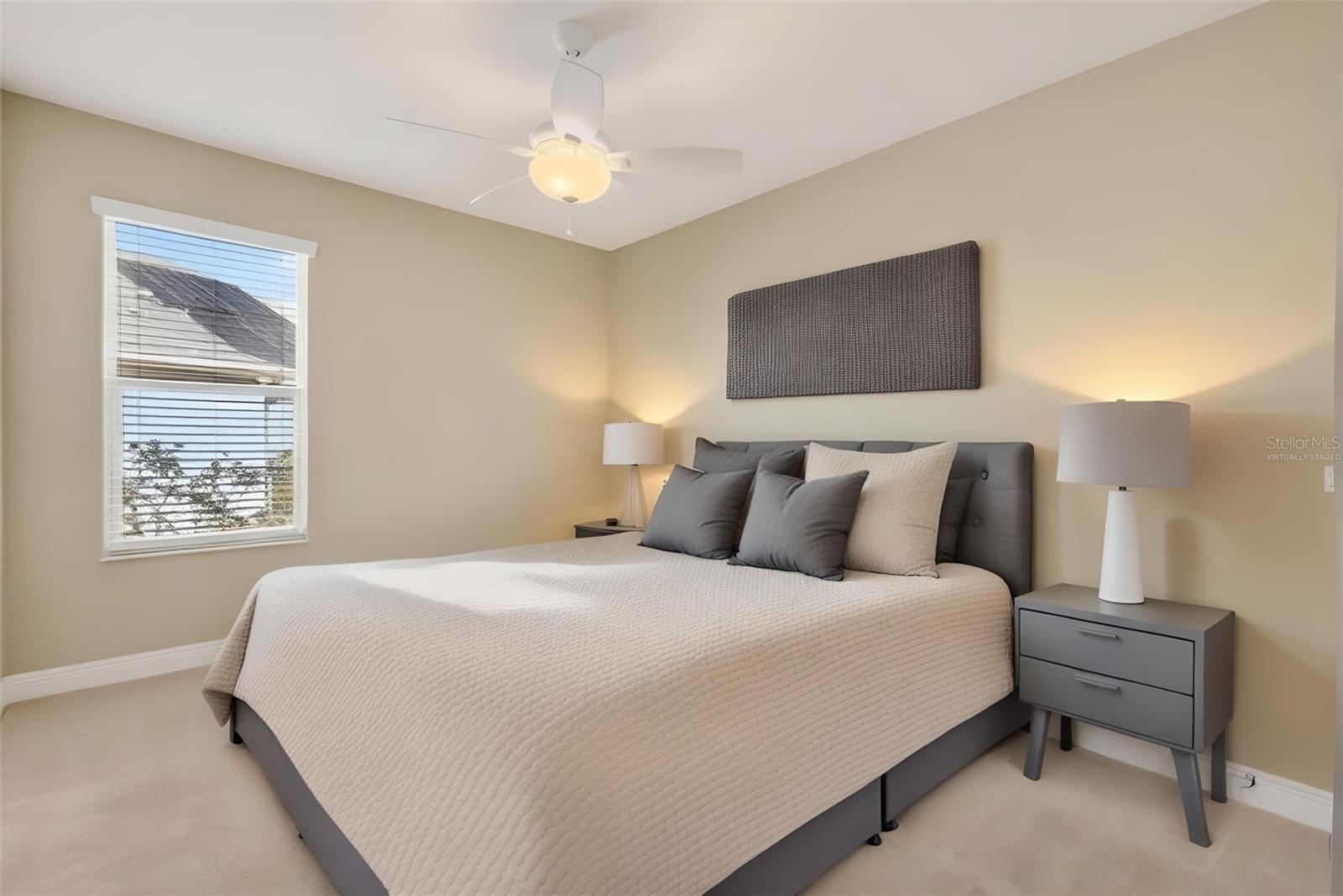 Image 39 of 60 For 3300 Boardroom Trail