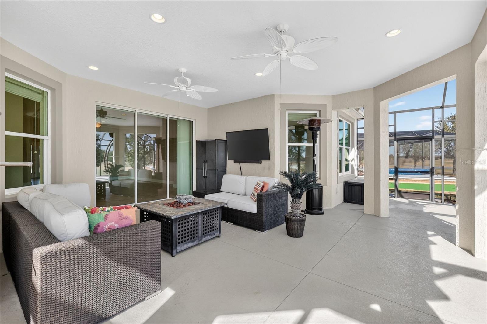 Image 46 of 60 For 3300 Boardroom Trail