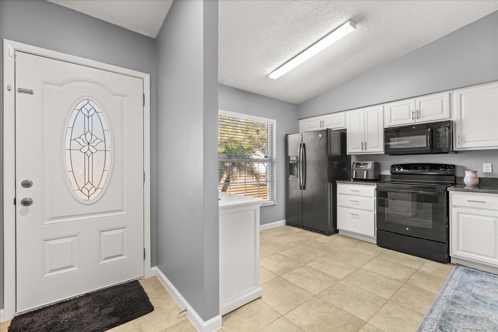 Image 11 of 21 For 8954 Valencia Gardens Drive