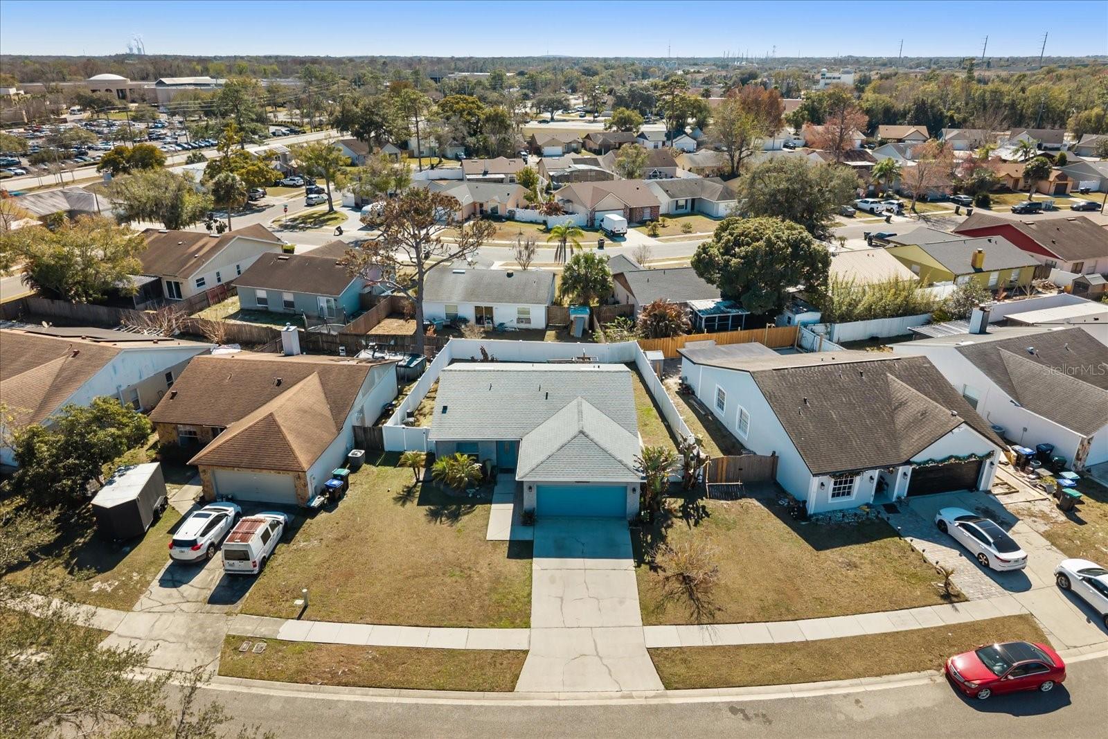 Image 19 of 21 For 8954 Valencia Gardens Drive