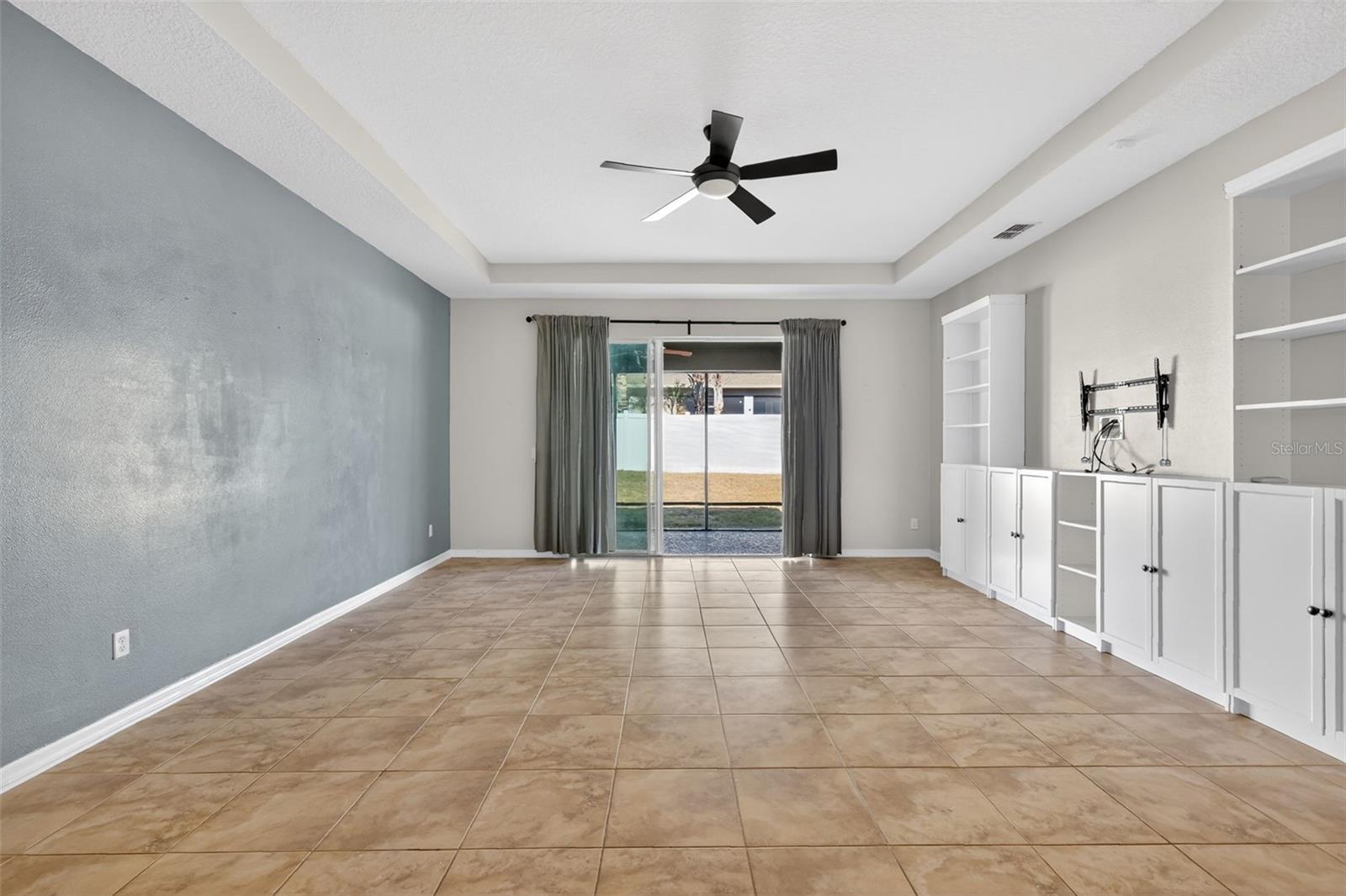 Image 6 of 42 For 2451 Plumadore Drive