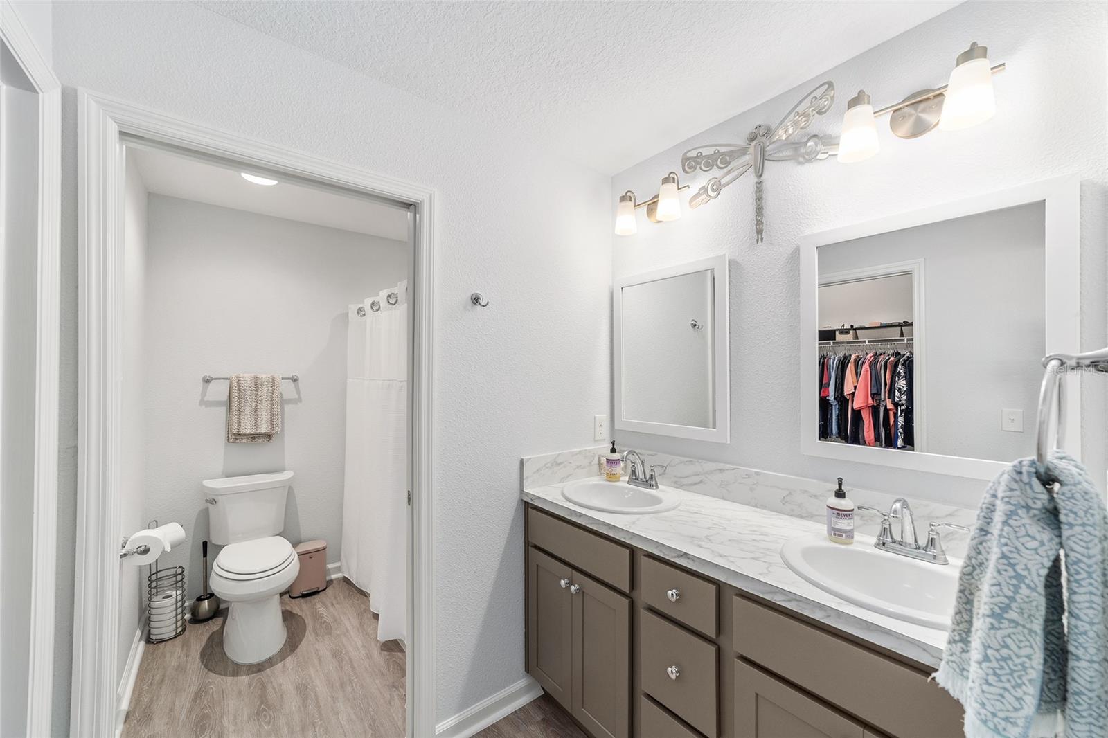 Image 14 of 17 For 4345 Broad Street